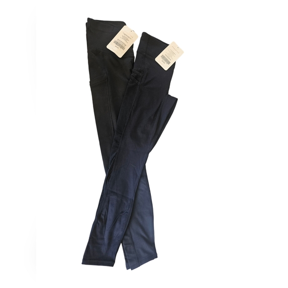 Fabletics Leggings 2 pairs - Picture 2 of 15